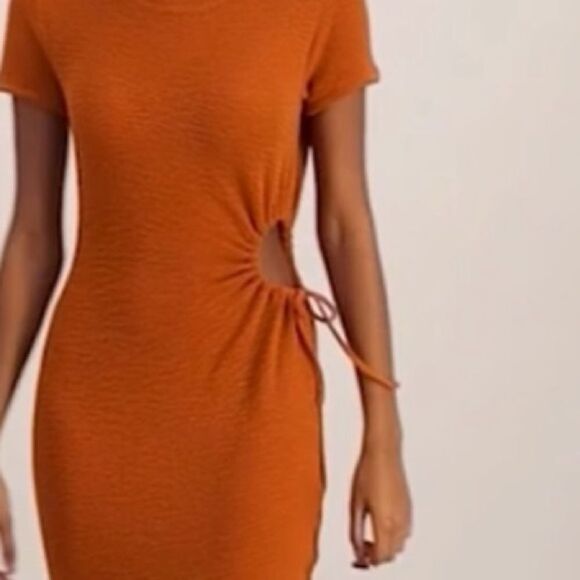 And now this Dress 2Xl size  NWT dust orange color - Picture 4 of 8